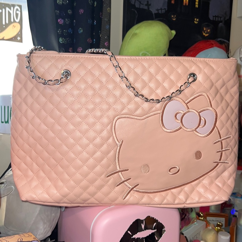 Sanrio Hello Kitty Light Pink Leather Bag